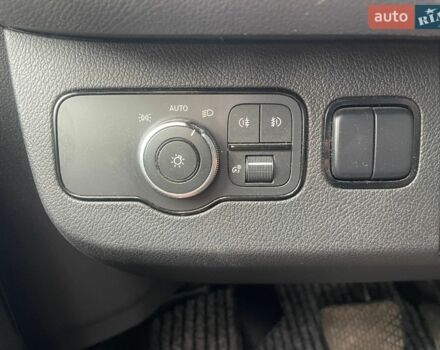 Білий Мерседес Sprinter, об'ємом двигуна 3 л та пробігом 248 тис. км за 40999 $, фото 34 на Automoto.ua