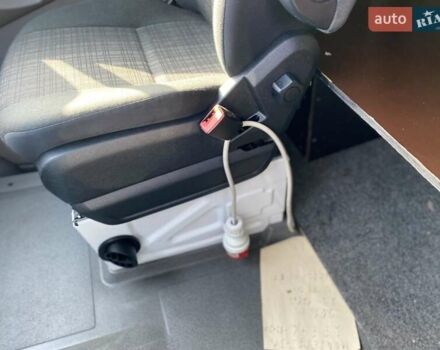 Білий Мерседес Sprinter, об'ємом двигуна 2.2 л та пробігом 175 тис. км за 21950 $, фото 42 на Automoto.ua