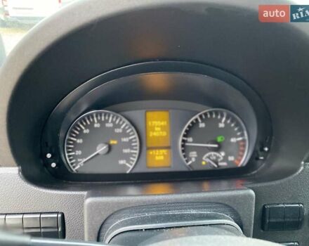 Белый Мерседес Sprinter, объемом двигателя 2.2 л и пробегом 170 тыс. км за 21450 $, фото 55 на Automoto.ua