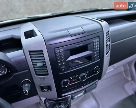 Белый Мерседес Sprinter, объемом двигателя 2.2 л и пробегом 175 тыс. км за 20500 $, фото 45 на Automoto.ua