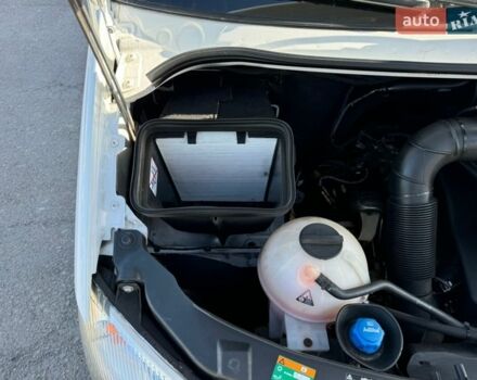 Белый Мерседес Sprinter, объемом двигателя 2.14 л и пробегом 283 тыс. км за 19500 $, фото 102 на Automoto.ua