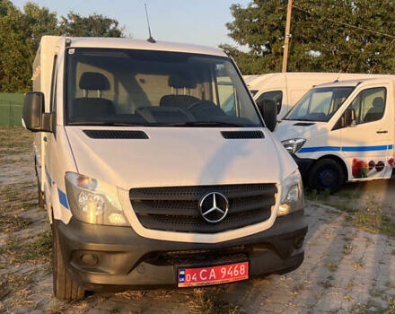 Белый Мерседес Sprinter, объемом двигателя 2.2 л и пробегом 180 тыс. км за 26900 $, фото 2 на Automoto.ua