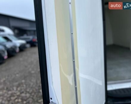 Белый Мерседес Sprinter, объемом двигателя 2.2 л и пробегом 175 тыс. км за 25450 $, фото 32 на Automoto.ua