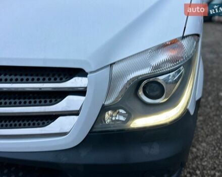 Белый Мерседес Sprinter, объемом двигателя 2.2 л и пробегом 175 тыс. км за 25450 $, фото 21 на Automoto.ua