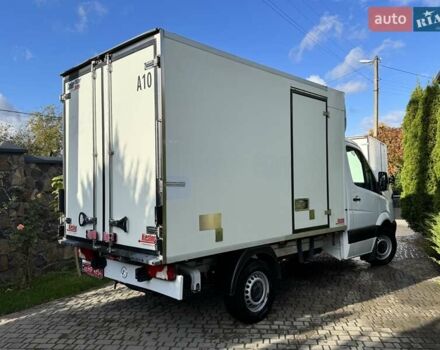 Белый Мерседес Sprinter, объемом двигателя 2.2 л и пробегом 296 тыс. км за 19500 $, фото 10 на Automoto.ua