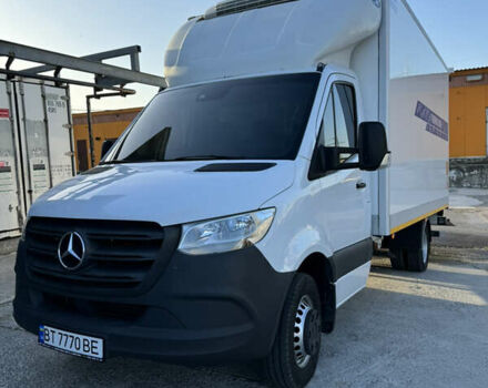 Белый Мерседес Sprinter, объемом двигателя 2.99 л и пробегом 233 тыс. км за 51000 $, фото 4 на Automoto.ua