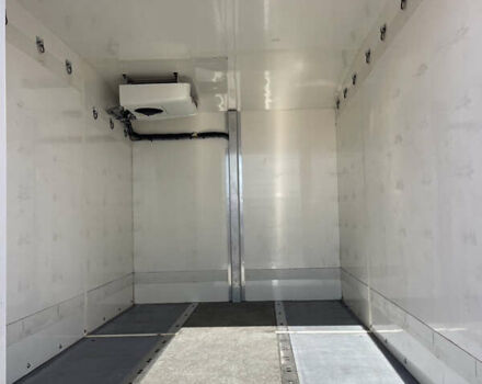 Белый Мерседес Sprinter, объемом двигателя 2.1 л и пробегом 244 тыс. км за 23750 $, фото 7 на Automoto.ua