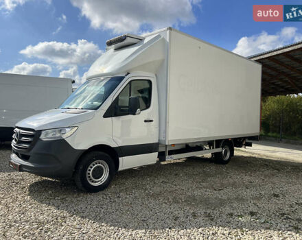 Белый Мерседес Sprinter, объемом двигателя 2.2 л и пробегом 300 тыс. км за 28500 $, фото 42 на Automoto.ua