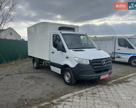 Белый Мерседес Sprinter, объемом двигателя 2.2 л и пробегом 239 тыс. км за 22500 $, фото 2 на Automoto.ua