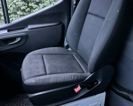 Белый Мерседес Sprinter, объемом двигателя 3 л и пробегом 591 тыс. км за 29000 $, фото 10 на Automoto.ua