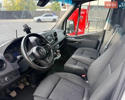 Білий Мерседес Sprinter, об'ємом двигуна 2.1 л та пробігом 256 тис. км за 26000 $, фото 16 на Automoto.ua