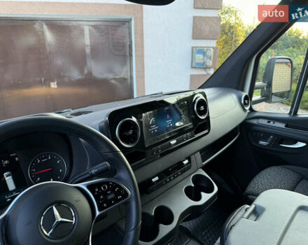 Белый Мерседес Sprinter, объемом двигателя 2.99 л и пробегом 20 тыс. км за 70000 $, фото 21 на Automoto.ua