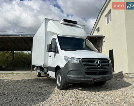Белый Мерседес Sprinter, объемом двигателя 2.2 л и пробегом 300 тыс. км за 28500 $, фото 47 на Automoto.ua