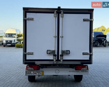 Белый Мерседес Sprinter, объемом двигателя 2.14 л и пробегом 234 тыс. км за 24400 $, фото 4 на Automoto.ua