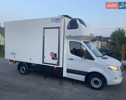 Белый Мерседес Sprinter, объемом двигателя 3 л и пробегом 254 тыс. км за 27500 $, фото 6 на Automoto.ua