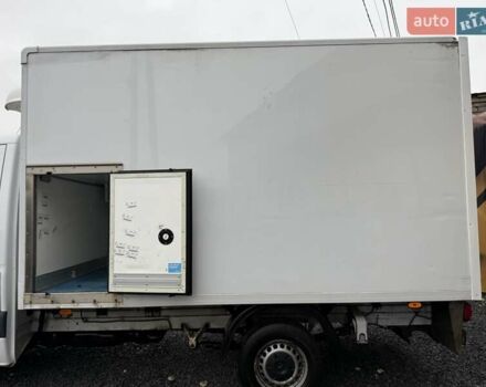 Белый Мерседес Sprinter, объемом двигателя 0 л и пробегом 330 тыс. км за 22000 $, фото 5 на Automoto.ua