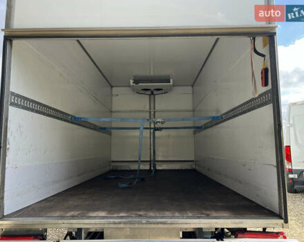 Белый Мерседес Sprinter, объемом двигателя 2.2 л и пробегом 300 тыс. км за 28500 $, фото 31 на Automoto.ua