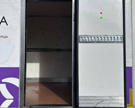 Белый Мерседес Sprinter, объемом двигателя 2.99 л и пробегом 377 тыс. км за 40000 $, фото 6 на Automoto.ua