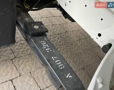 Белый Мерседес Sprinter, объемом двигателя 3 л и пробегом 253 тыс. км за 28500 $, фото 30 на Automoto.ua