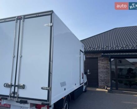 Білий Мерседес Sprinter, об'ємом двигуна 3 л та пробігом 254 тис. км за 28000 $, фото 6 на Automoto.ua
