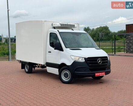 Белый Мерседес Sprinter, объемом двигателя 2.1 л и пробегом 278 тыс. км за 26500 $, фото 2 на Automoto.ua