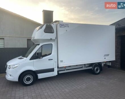 Белый Мерседес Sprinter, объемом двигателя 3 л и пробегом 254 тыс. км за 27500 $, фото 1 на Automoto.ua