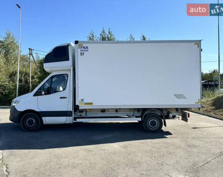 Белый Мерседес Sprinter, объемом двигателя 3 л и пробегом 591 тыс. км за 29000 $, фото 6 на Automoto.ua