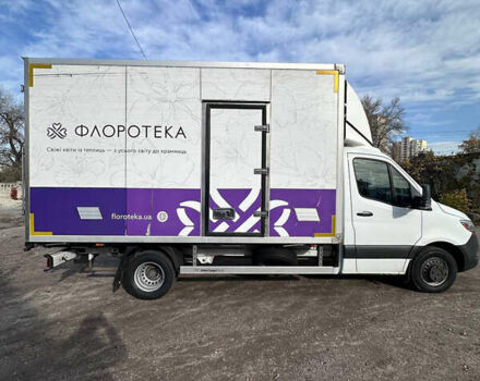 Белый Мерседес Sprinter, объемом двигателя 2.99 л и пробегом 377 тыс. км за 40000 $, фото 3 на Automoto.ua
