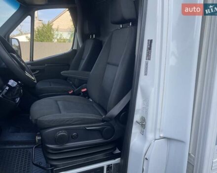 Белый Мерседес Sprinter, объемом двигателя 3 л и пробегом 254 тыс. км за 27500 $, фото 9 на Automoto.ua