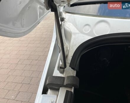 Белый Мерседес Sprinter, объемом двигателя 3 л и пробегом 253 тыс. км за 28500 $, фото 16 на Automoto.ua