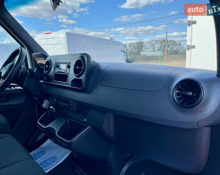 Белый Мерседес Sprinter, объемом двигателя 2.1 л и пробегом 244 тыс. км за 23750 $, фото 23 на Automoto.ua