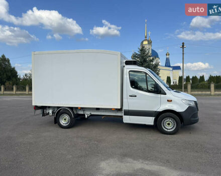 Белый Мерседес Sprinter, объемом двигателя 2.1 л и пробегом 275 тыс. км за 22700 $, фото 3 на Automoto.ua