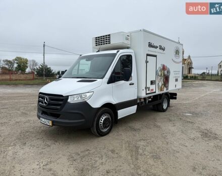 Белый Мерседес Sprinter, объемом двигателя 2.2 л и пробегом 242 тыс. км за 35800 $, фото 2 на Automoto.ua