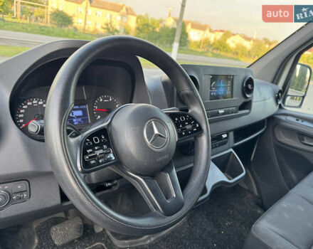 Белый Мерседес Sprinter, объемом двигателя 2.2 л и пробегом 300 тыс. км за 32500 $, фото 21 на Automoto.ua