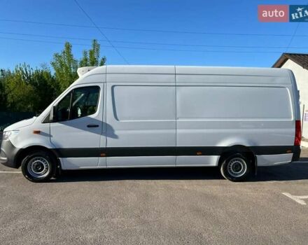 Белый Мерседес Sprinter, объемом двигателя 3 л и пробегом 279 тыс. км за 32999 $, фото 48 на Automoto.ua