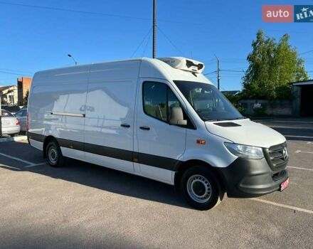 Белый Мерседес Sprinter, объемом двигателя 3 л и пробегом 279 тыс. км за 32999 $, фото 31 на Automoto.ua