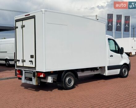 Белый Мерседес Sprinter, объемом двигателя 2.1 л и пробегом 399 тыс. км за 25500 $, фото 2 на Automoto.ua