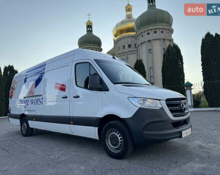 Белый Мерседес Sprinter, объемом двигателя 2.2 л и пробегом 300 тыс. км за 32500 $, фото 6 на Automoto.ua