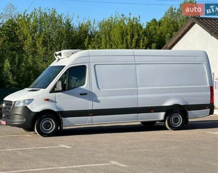 Белый Мерседес Sprinter, объемом двигателя 3 л и пробегом 279 тыс. км за 32999 $, фото 44 на Automoto.ua