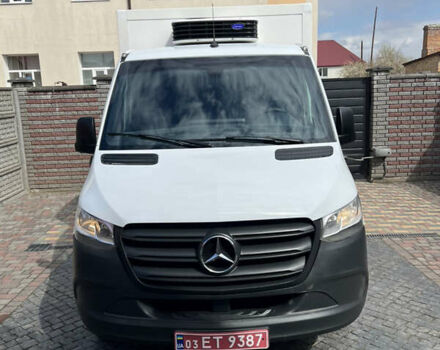 Белый Мерседес Sprinter, объемом двигателя 2.1 л и пробегом 275 тыс. км за 22500 $, фото 2 на Automoto.ua