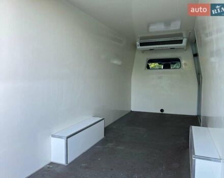 Белый Мерседес Sprinter, объемом двигателя 3 л и пробегом 279 тыс. км за 32999 $, фото 28 на Automoto.ua
