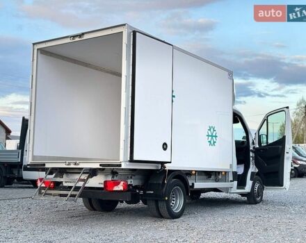 Белый Мерседес Sprinter, объемом двигателя 2.2 л и пробегом 142 тыс. км за 34900 $, фото 34 на Automoto.ua