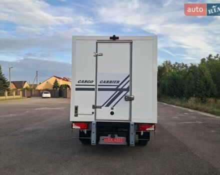 Белый Мерседес Sprinter, объемом двигателя 2.2 л и пробегом 278 тыс. км за 22650 $, фото 4 на Automoto.ua