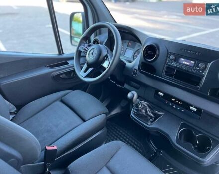 Белый Мерседес Sprinter, объемом двигателя 3 л и пробегом 279 тыс. км за 32999 $, фото 61 на Automoto.ua