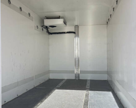Белый Мерседес Sprinter, объемом двигателя 2.1 л и пробегом 267 тыс. км за 23850 $, фото 7 на Automoto.ua