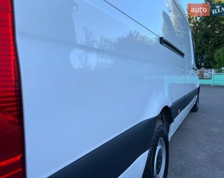 Белый Мерседес Sprinter, объемом двигателя 3 л и пробегом 279 тыс. км за 32999 $, фото 11 на Automoto.ua