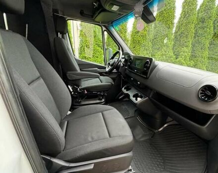 Білий Мерседес Sprinter, об'ємом двигуна 2.15 л та пробігом 428 тис. км за 23193 $, фото 6 на Automoto.ua
