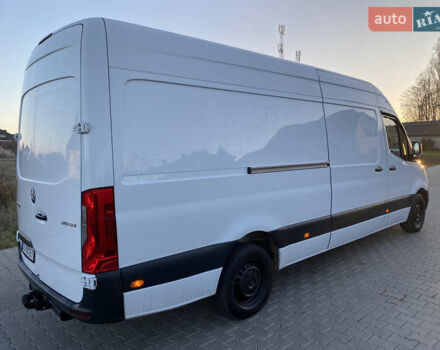 Белый Мерседес Sprinter, объемом двигателя 3 л и пробегом 316 тыс. км за 37500 $, фото 3 на Automoto.ua