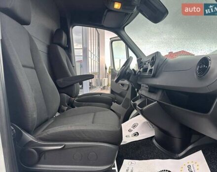 Мерседес Sprinter 2020 в Ровно на Automoto.ua Белый Мерседес Sprinter, объемом двигателя 2.2 л и пробегом 190 тыс. км за 35900 $, фото 36 на Automoto.ua