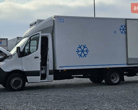 Белый Мерседес Sprinter, объемом двигателя 2.2 л и пробегом 190 тыс. км за 35900 $, фото 41 на Automoto.ua